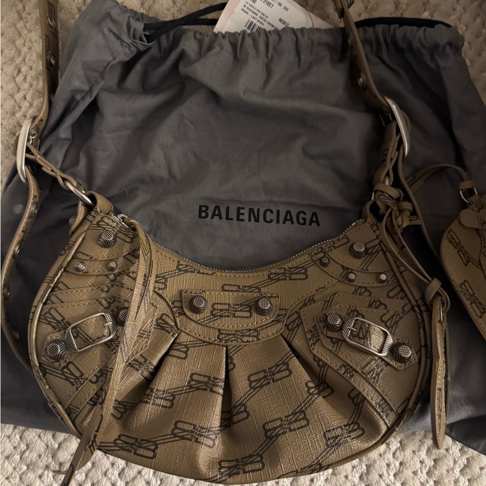 Balenciaga Le Cagole bag XS